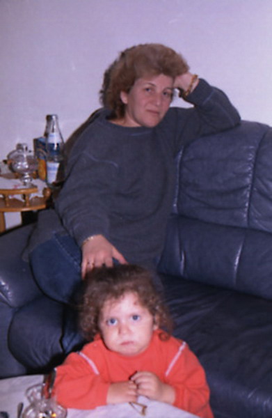 Nesrin ve Gzde 03