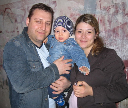 Zeynep Orhan ve Ailesi 01JPG